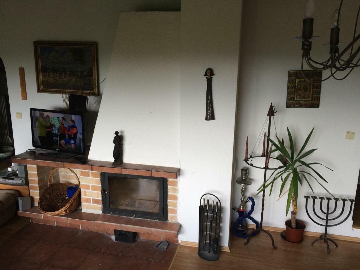 Holiday House Cervena Veza Piest'any Exterior photo